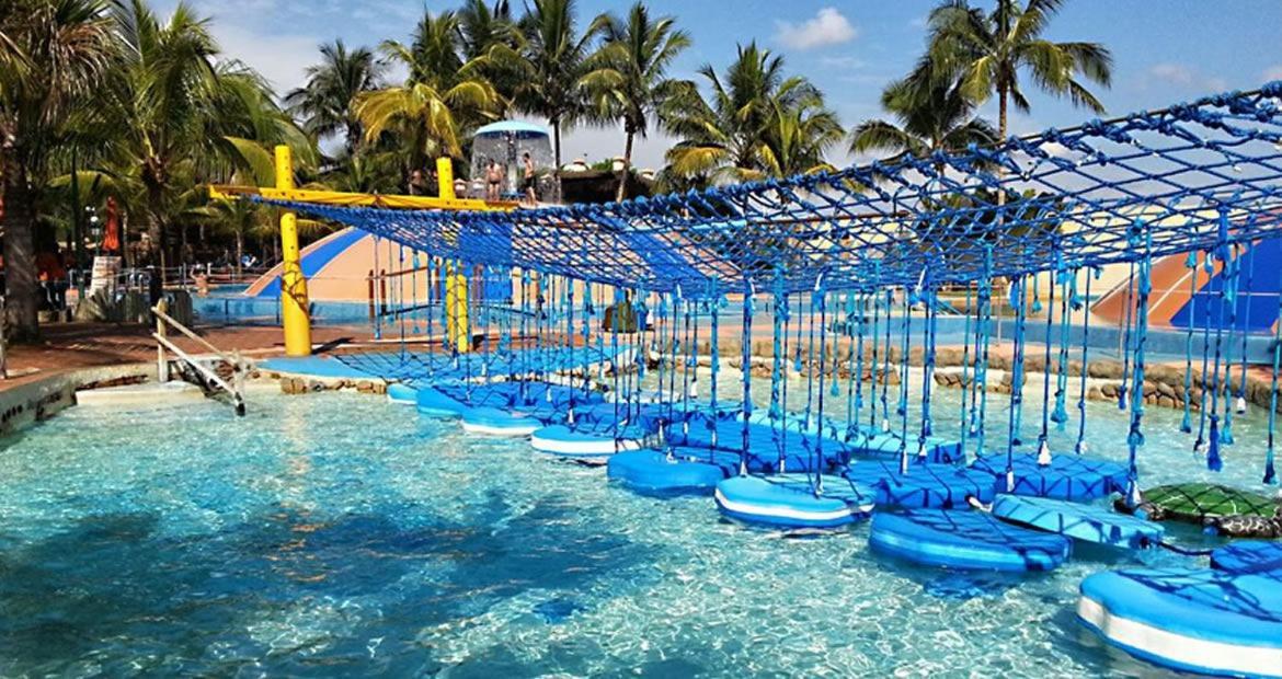 Olimpia Park Resort O Mais Divertido Resort Em Frente Ao Thermas Dos Laranjais - Pague Em Ate 12 Vezes Exterior foto